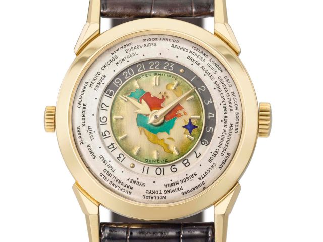 Đồng hồ Patek Philippe Reference 2523 với đĩa xoay hiện thị múi giờ toàn thế giới.