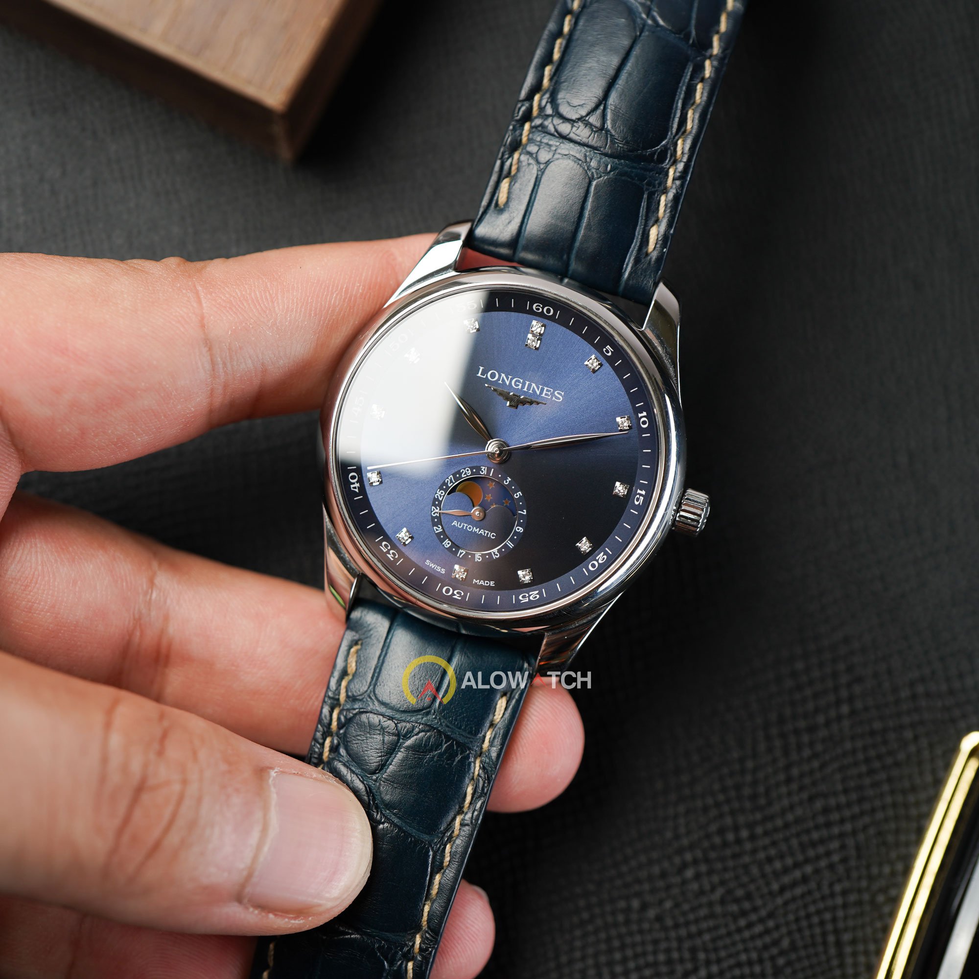 Đồng hồ lướt Longines Master Moonphase L2.909.4.97.0 (L29094970)