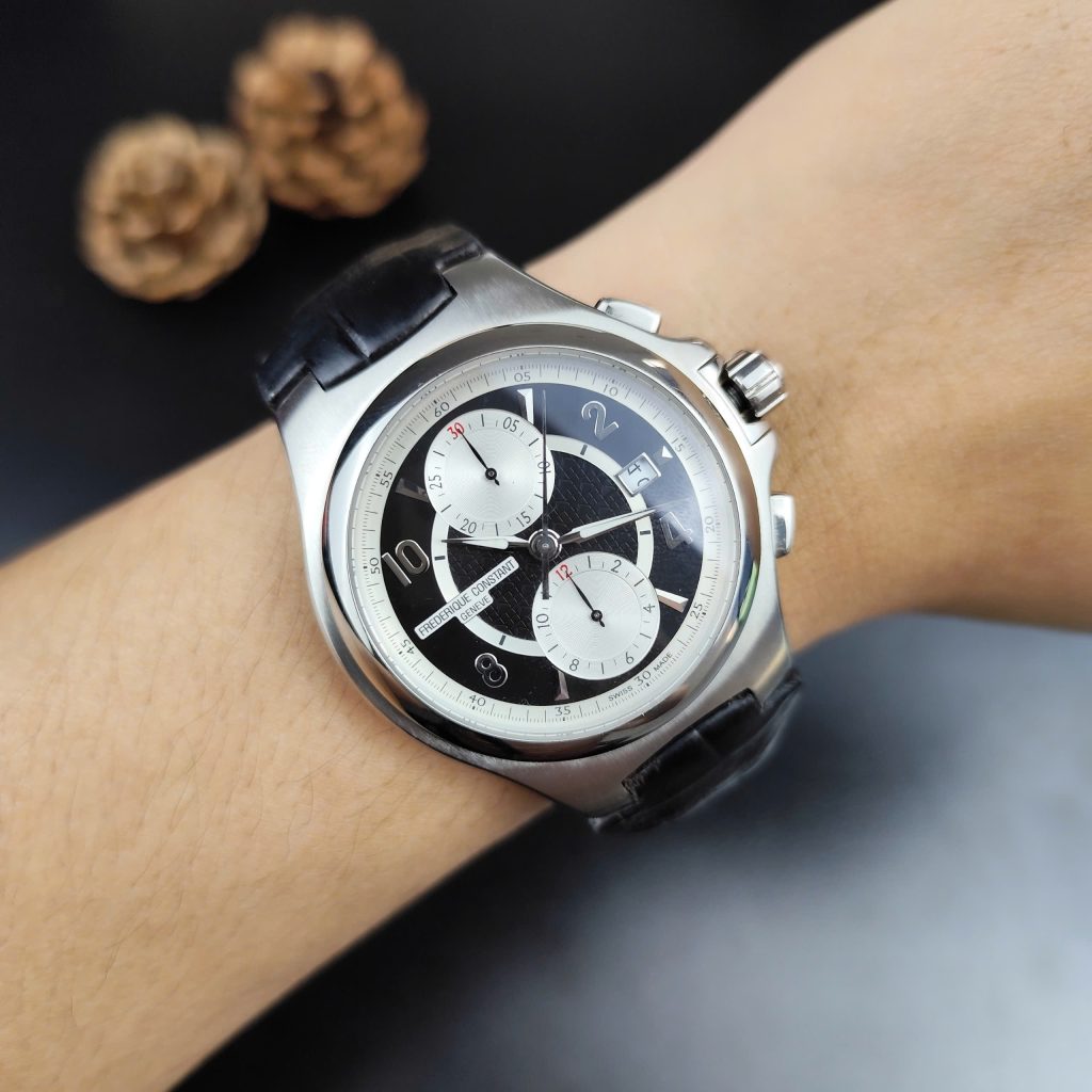 Thiết kế thể thao sang trọng, lịch lãm