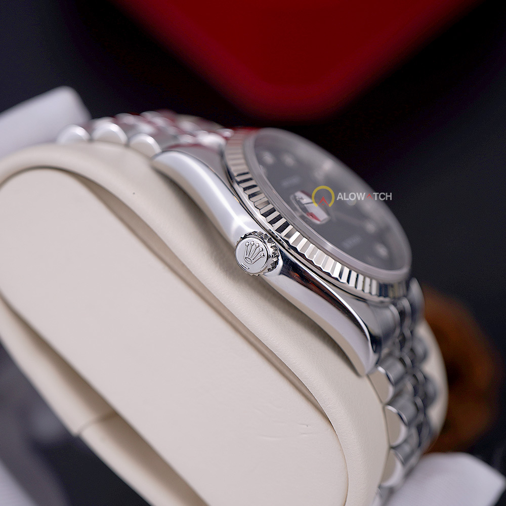 Núm vặn khắc logo vương miện Rolex